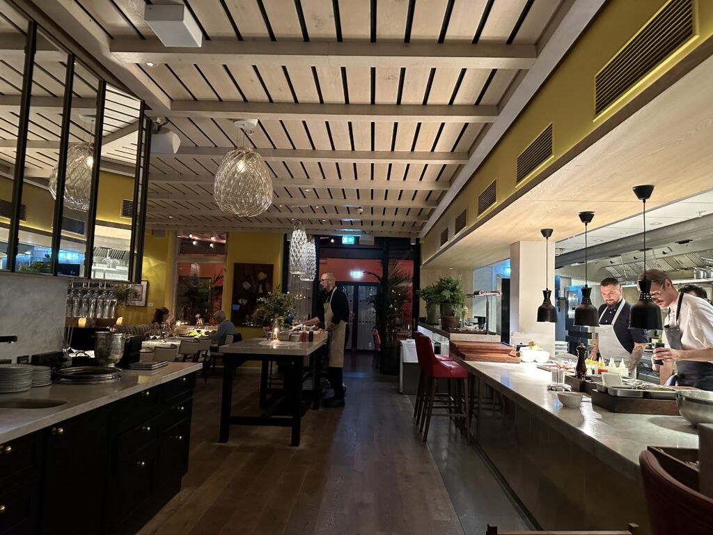 Salon, Restaurant in Stockholm