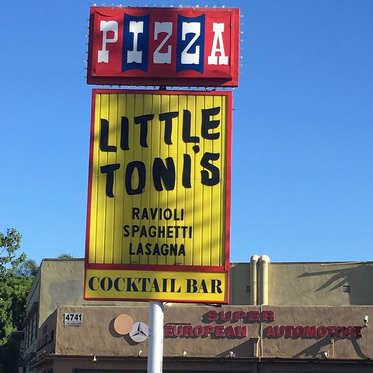 Little Toni's restaurant in North Hollywood, United States
