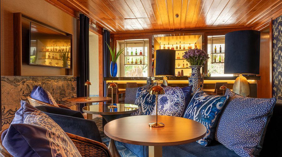 Kan.Jo Bar & Restaurant, Restaurant in Lisbon