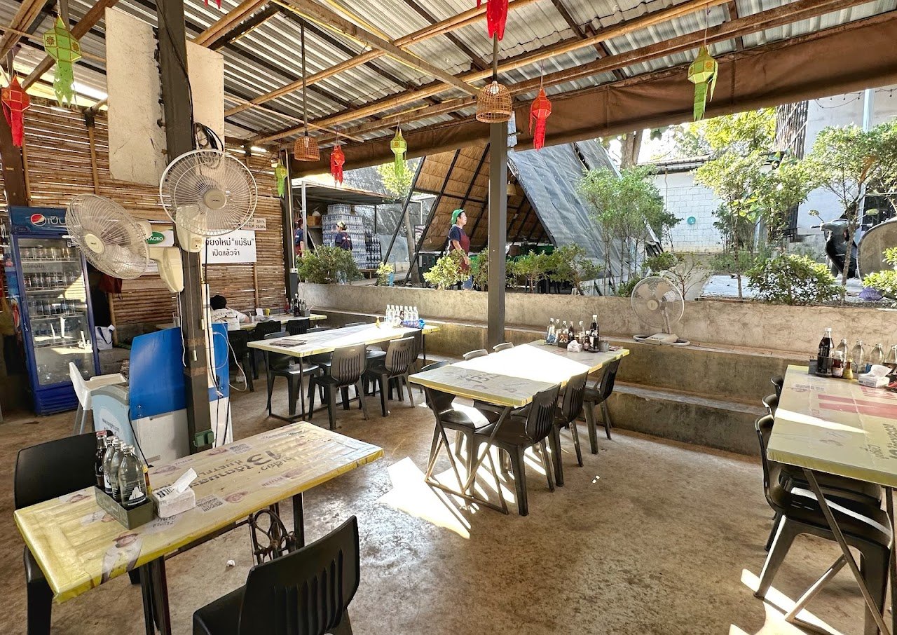 Han Teung Chiangmai restaurant in Mueang Chiang Mai, Thailand