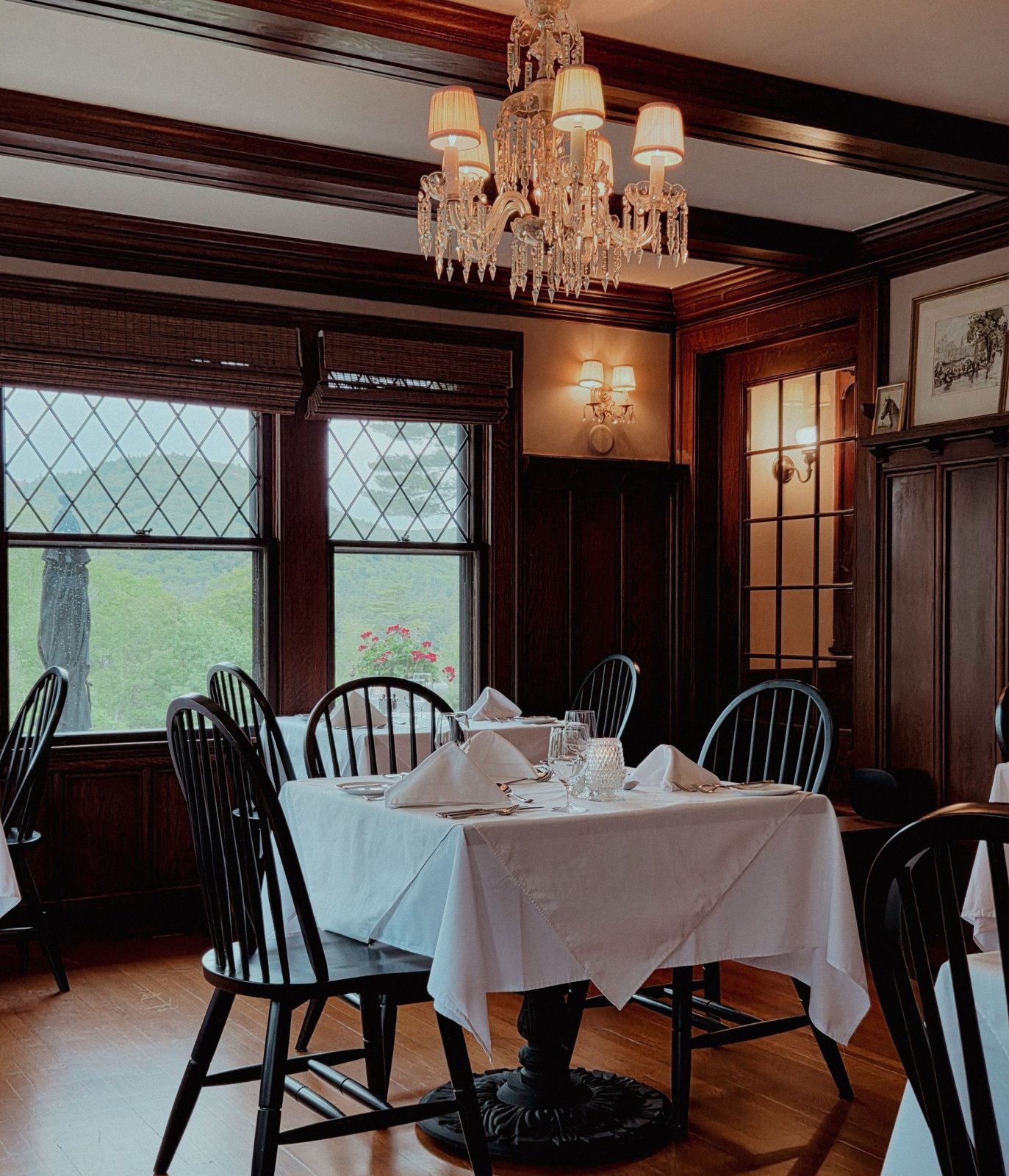 The Isaac Bistro & Pub
