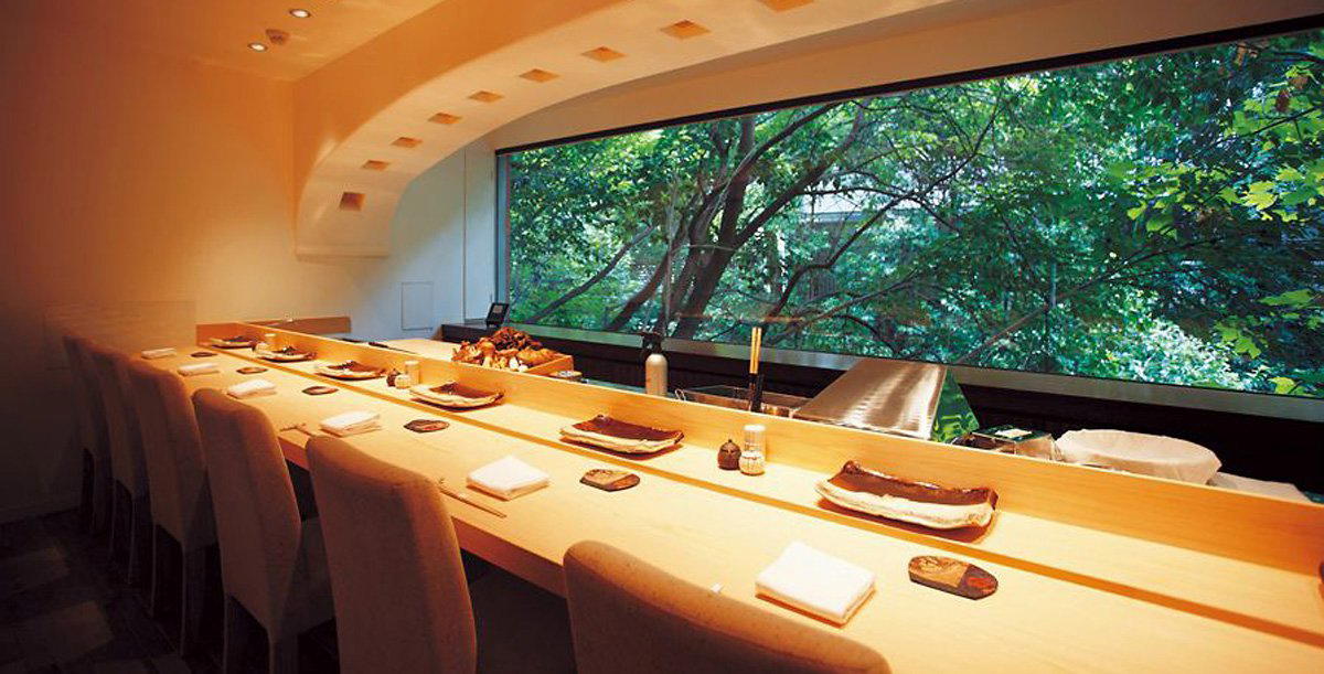 天てんぷら うち津 restaurant in Tokyo, Japan