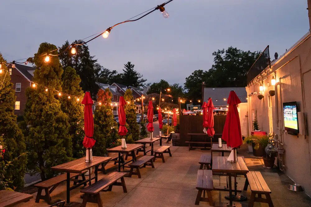 Rocklands Barbeque and Grilling Company, Restaurant in Washington DC