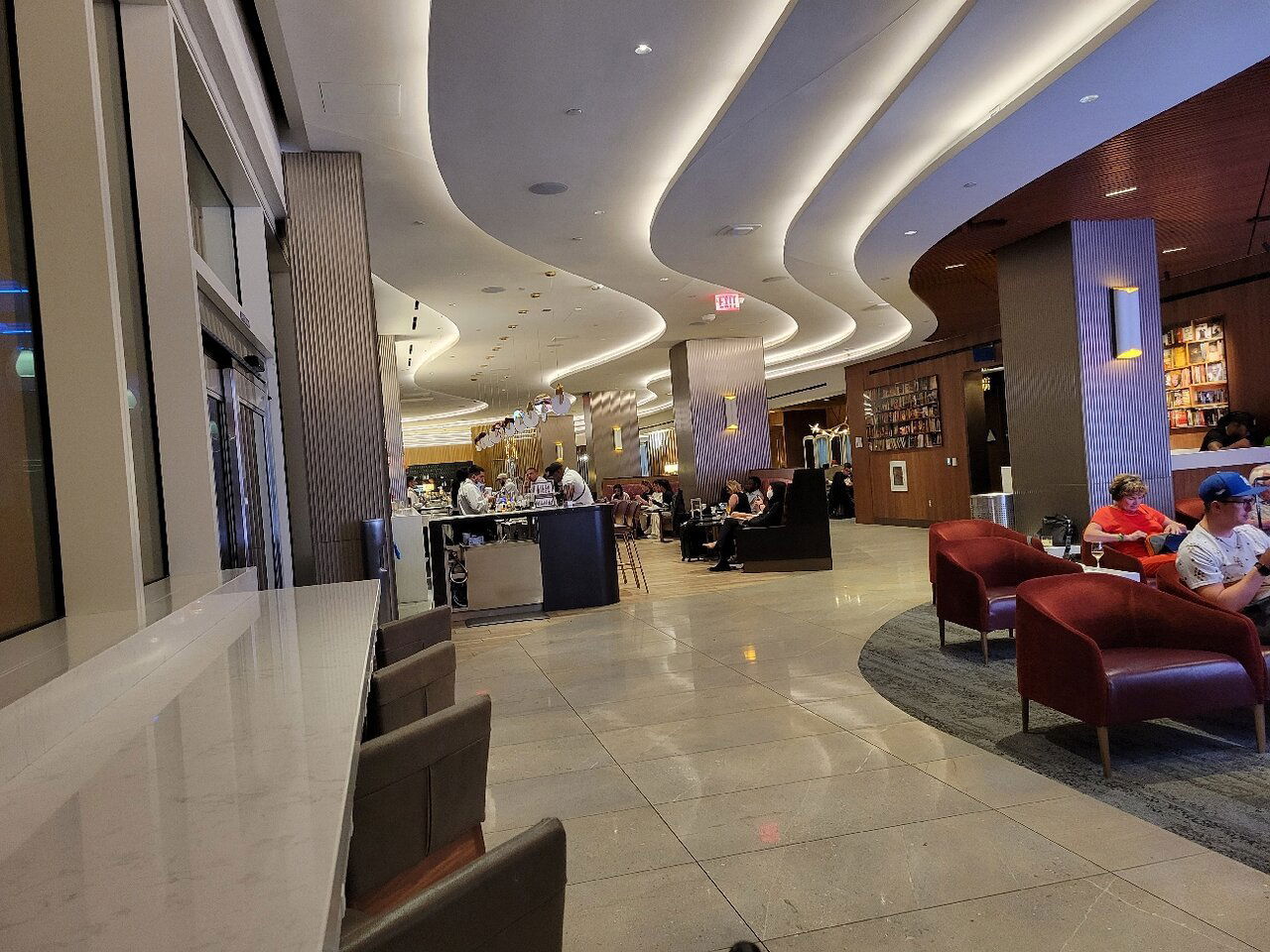 Delta Sky Club, Restaurant in Los Angeles