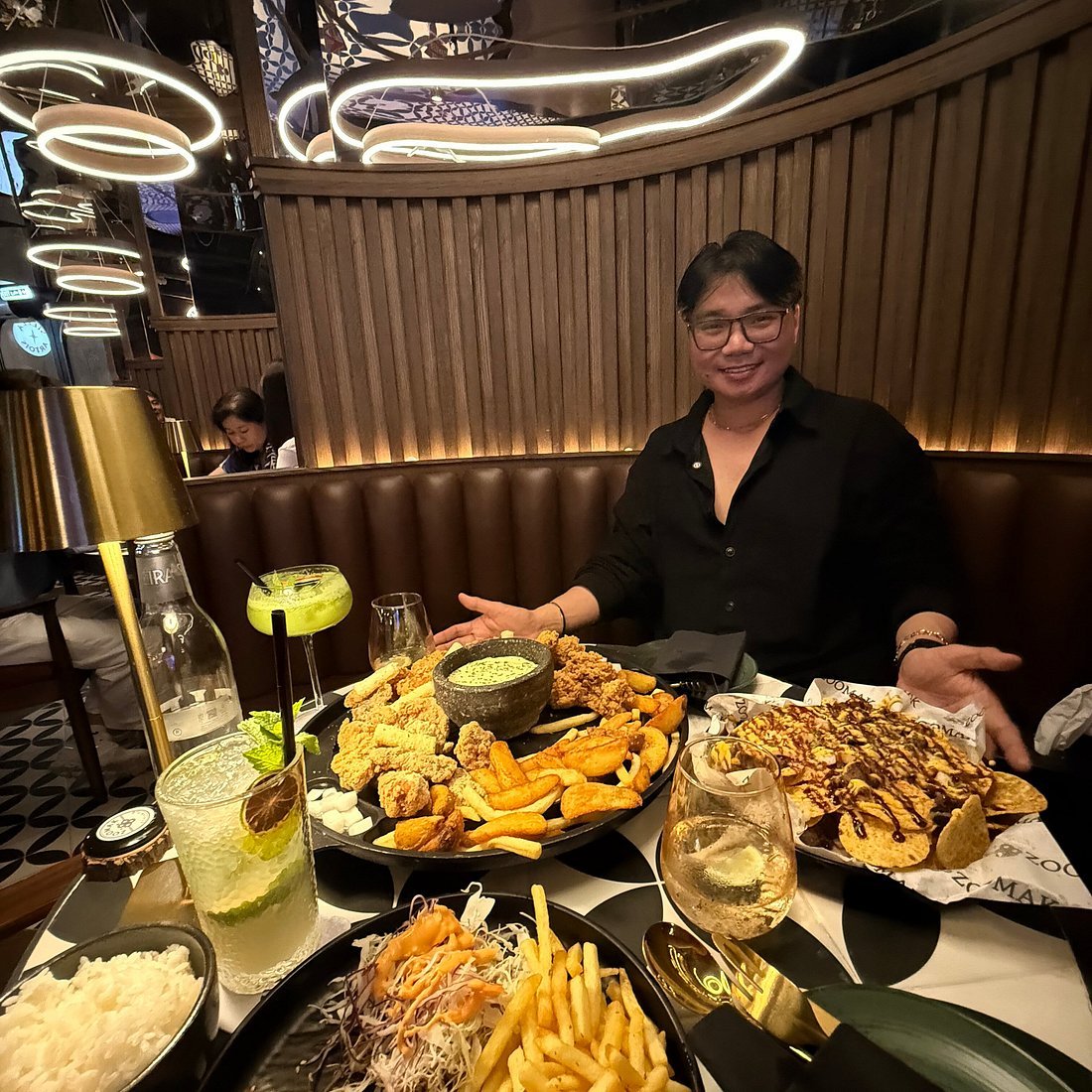 Zoomak Korean Irish Pub
