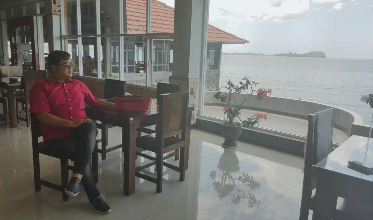 RM Arumpala restaurant in Barru, Indonesia