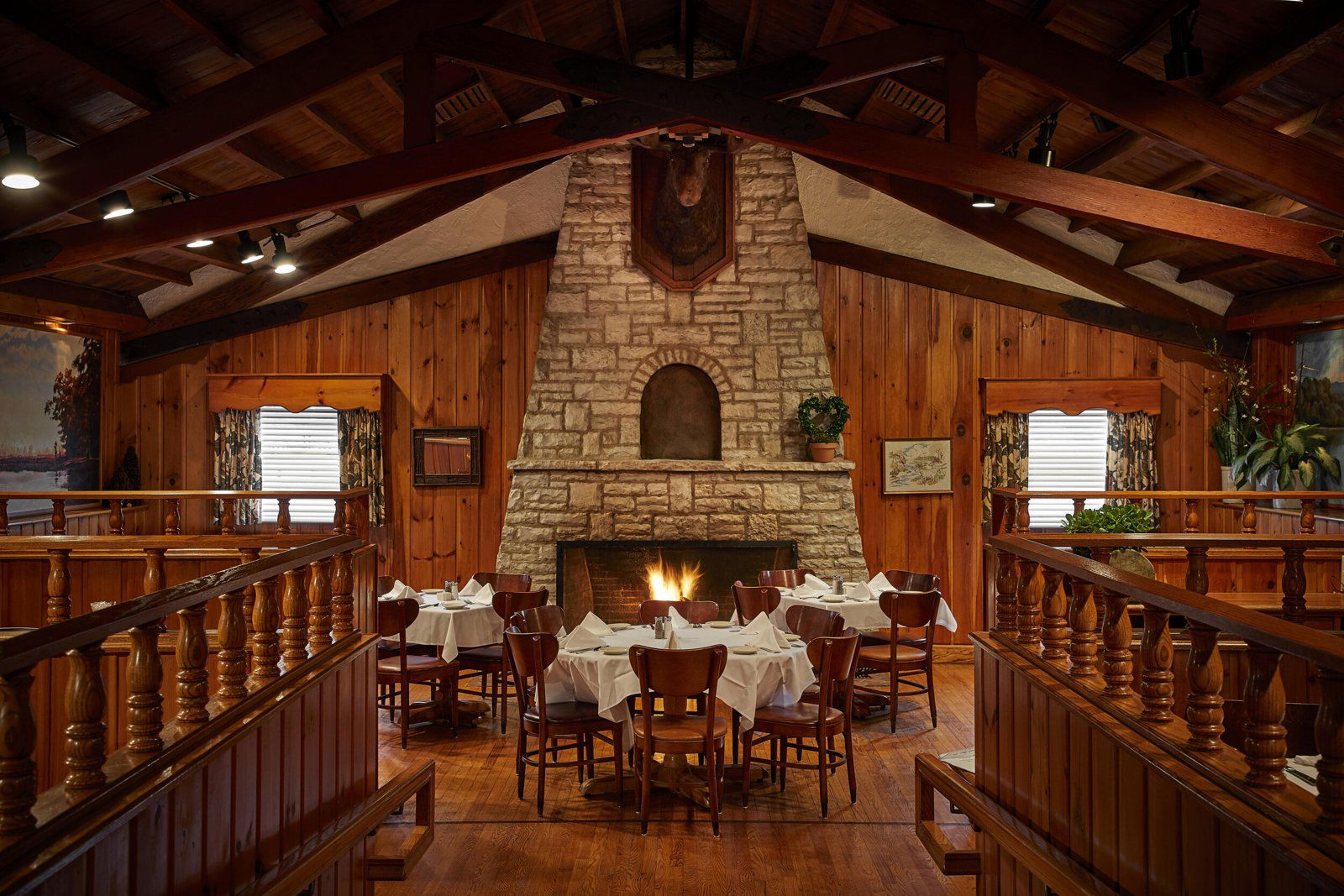 EJ's Place, Restaurant in Skokie