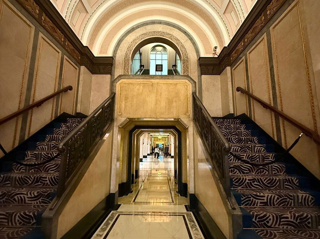 The Cathay Room, Restaurant in Shanghai