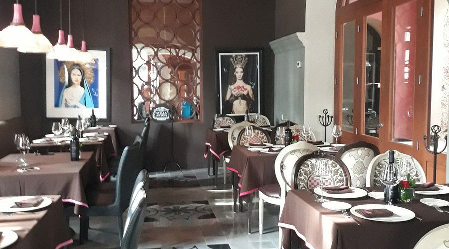 Rosas & Xocolate Restaurant, Restaurant in Mérida