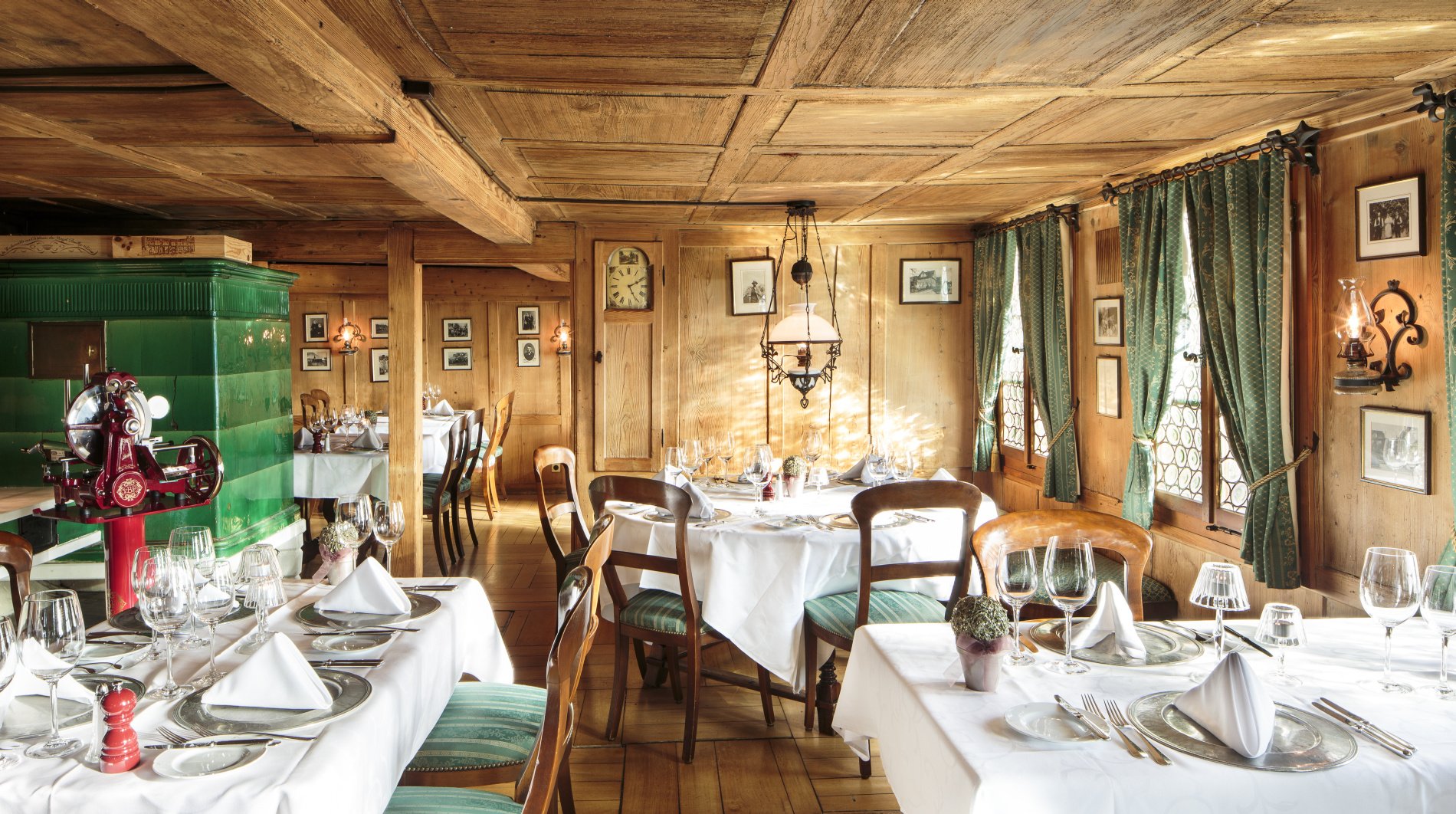Swiss-Chalet Restaurant, Merlischachen, Switzerland