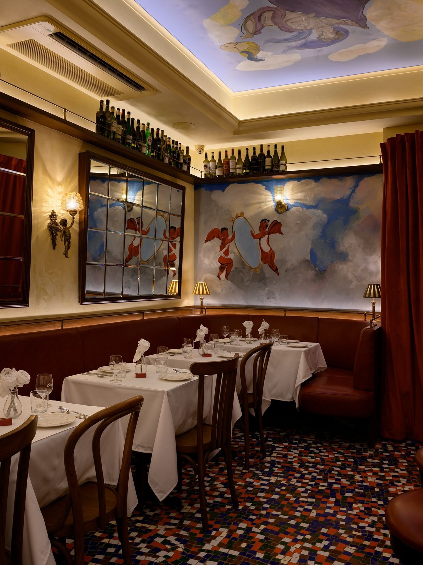 Kaspers, Restaurant in Mumbai
