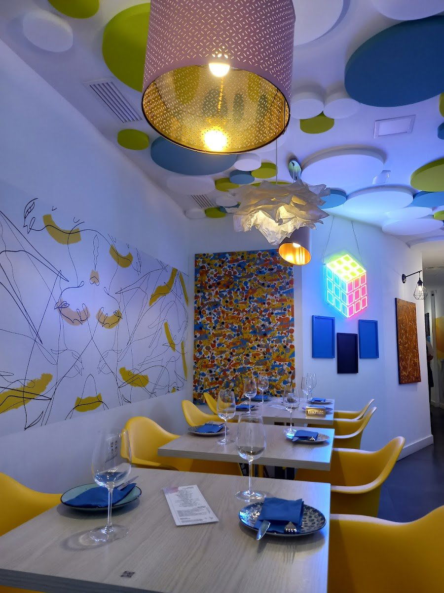 Canales 5 Brasserie Moderne, Restaurant in Cartagena
