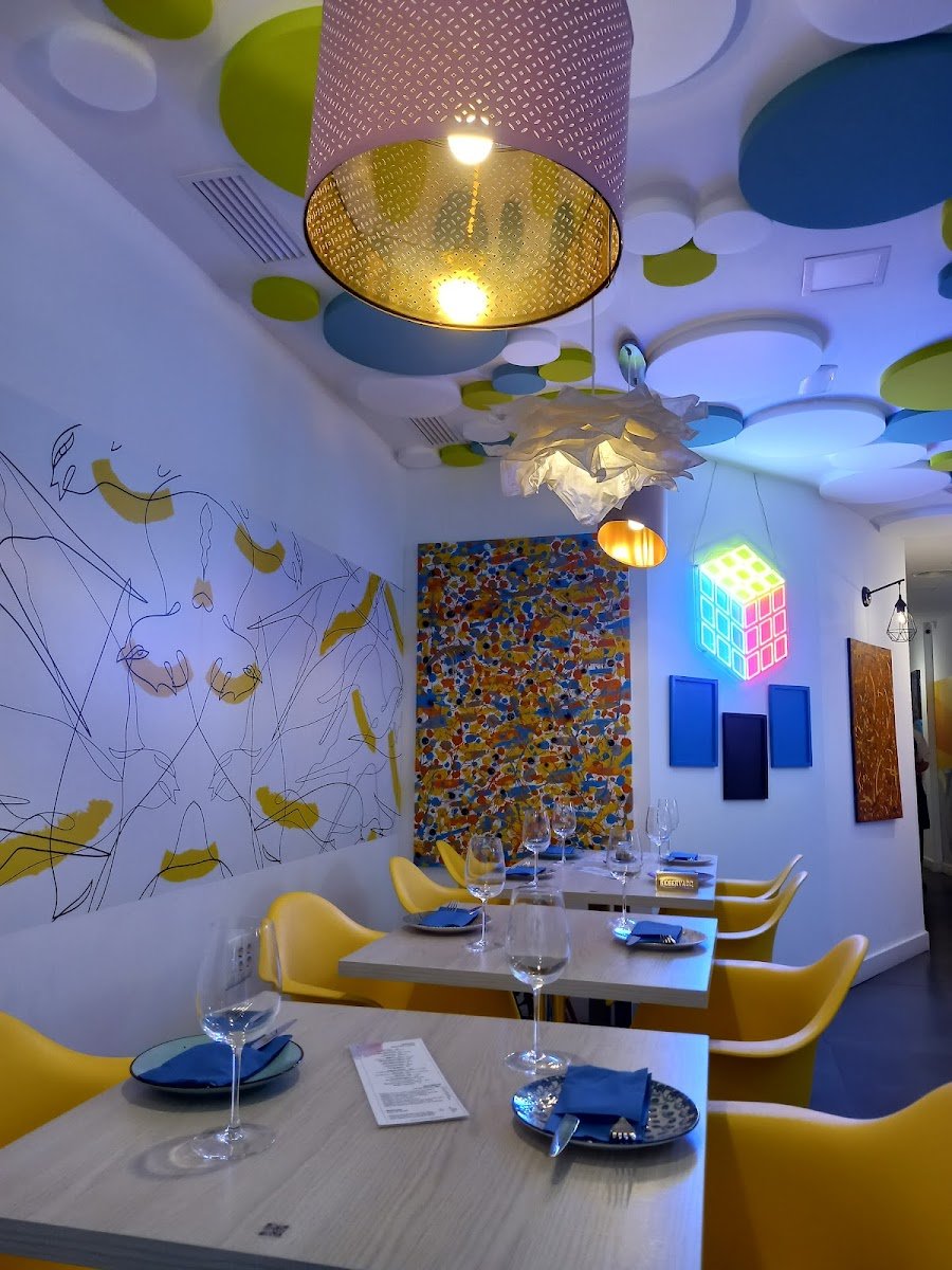 Canales 5 Brasserie Moderne restaurant in Cartagena, Spain