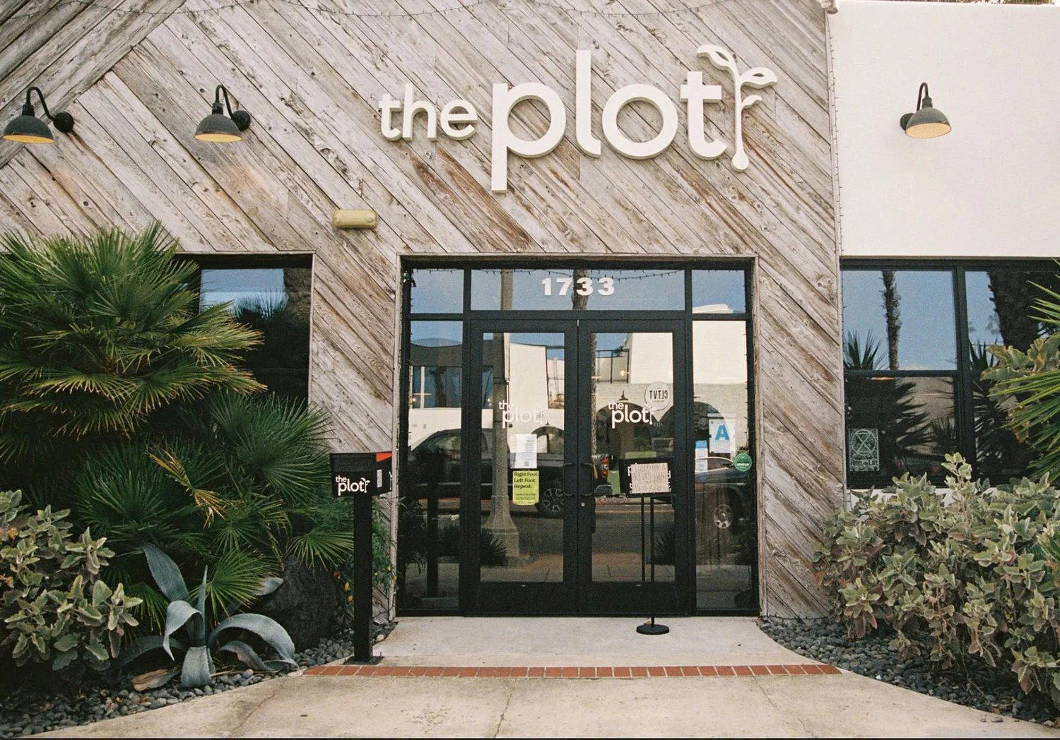 The Plot restaurant in Oceanside, United States