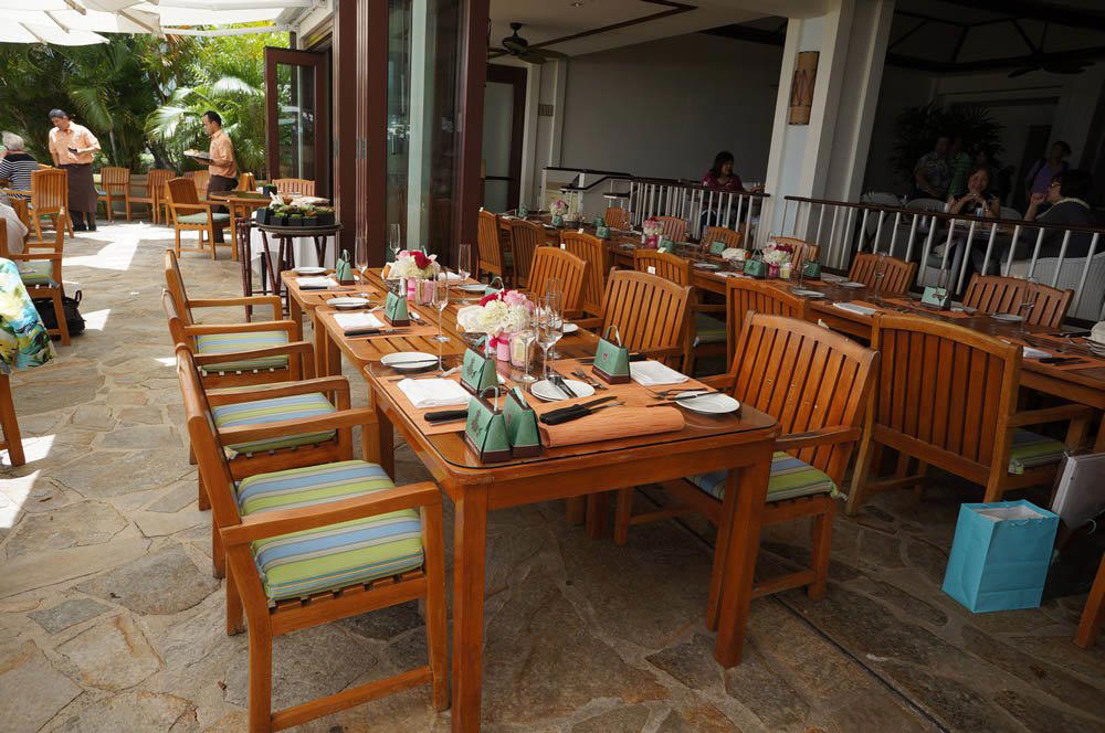 Plumeria Beach House restaurant in Honolulu, United States