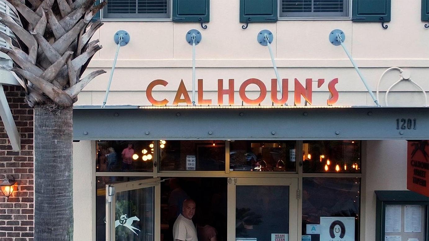 Calhoun Street Tavern restaurant in Bluffton, United States