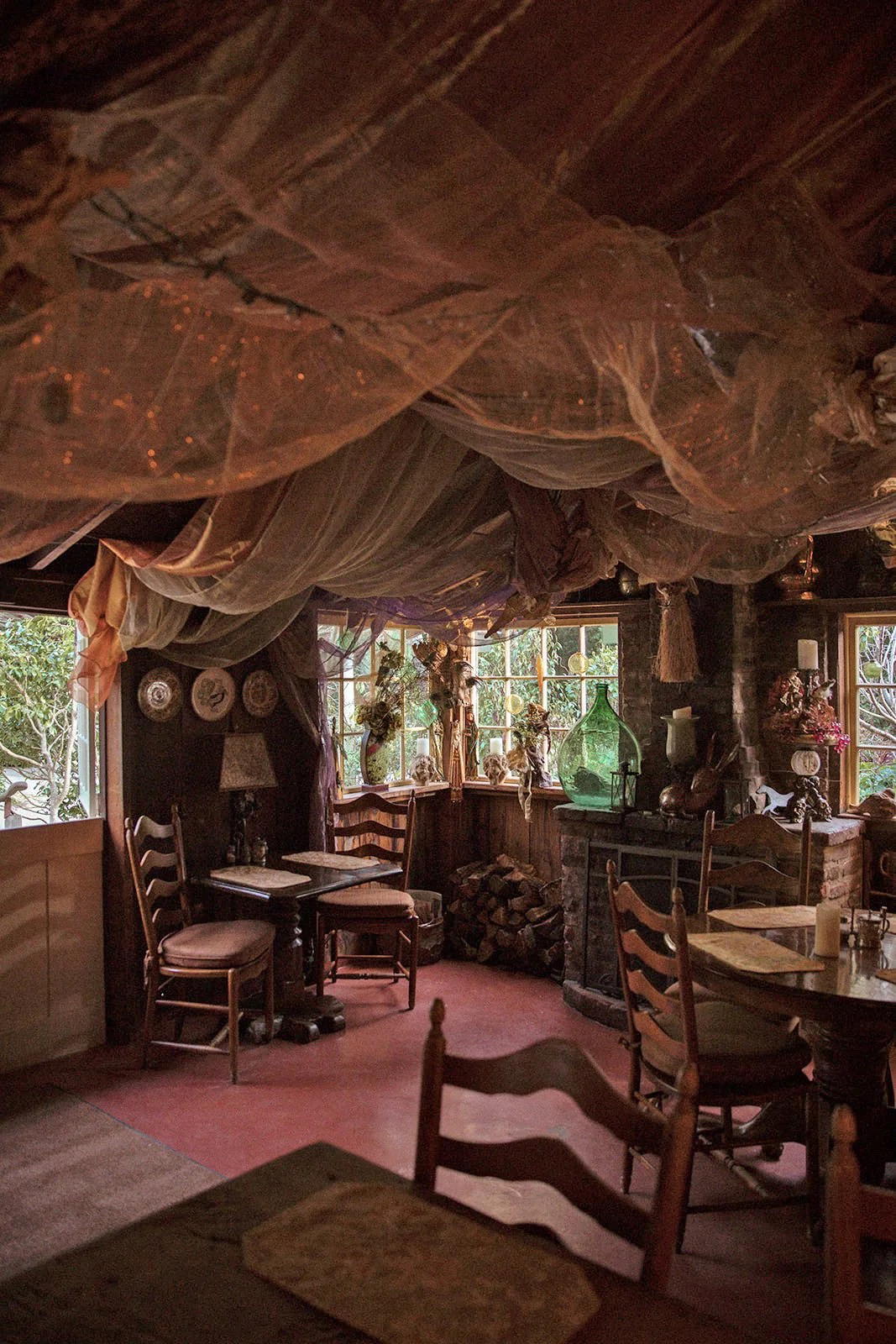 Deetjen's Restaurant restaurant in Big Sur, United States
