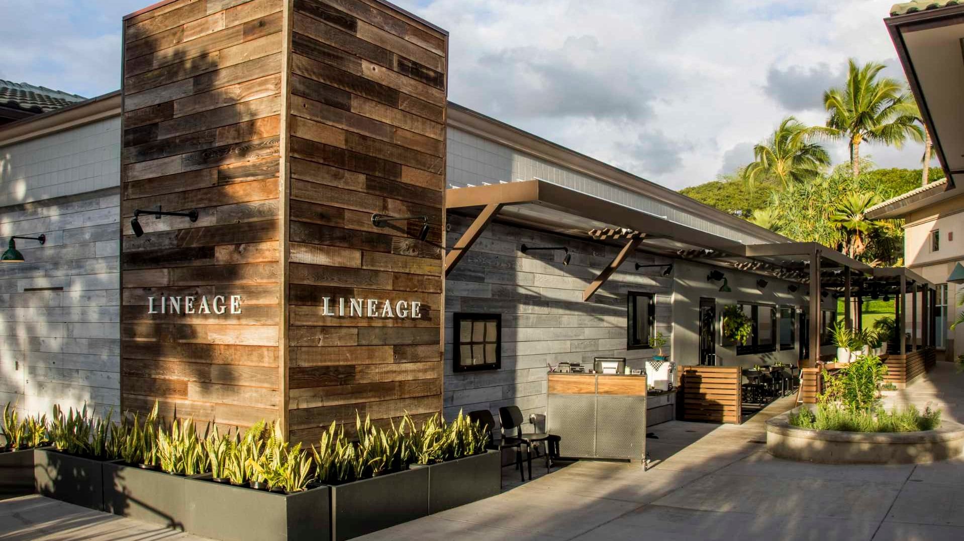 Lineage restaurant in Wailea, United States