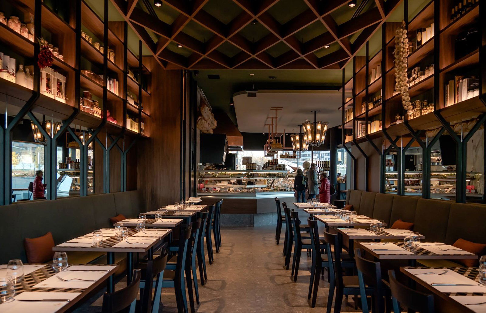 Peck, Restaurant in Milan