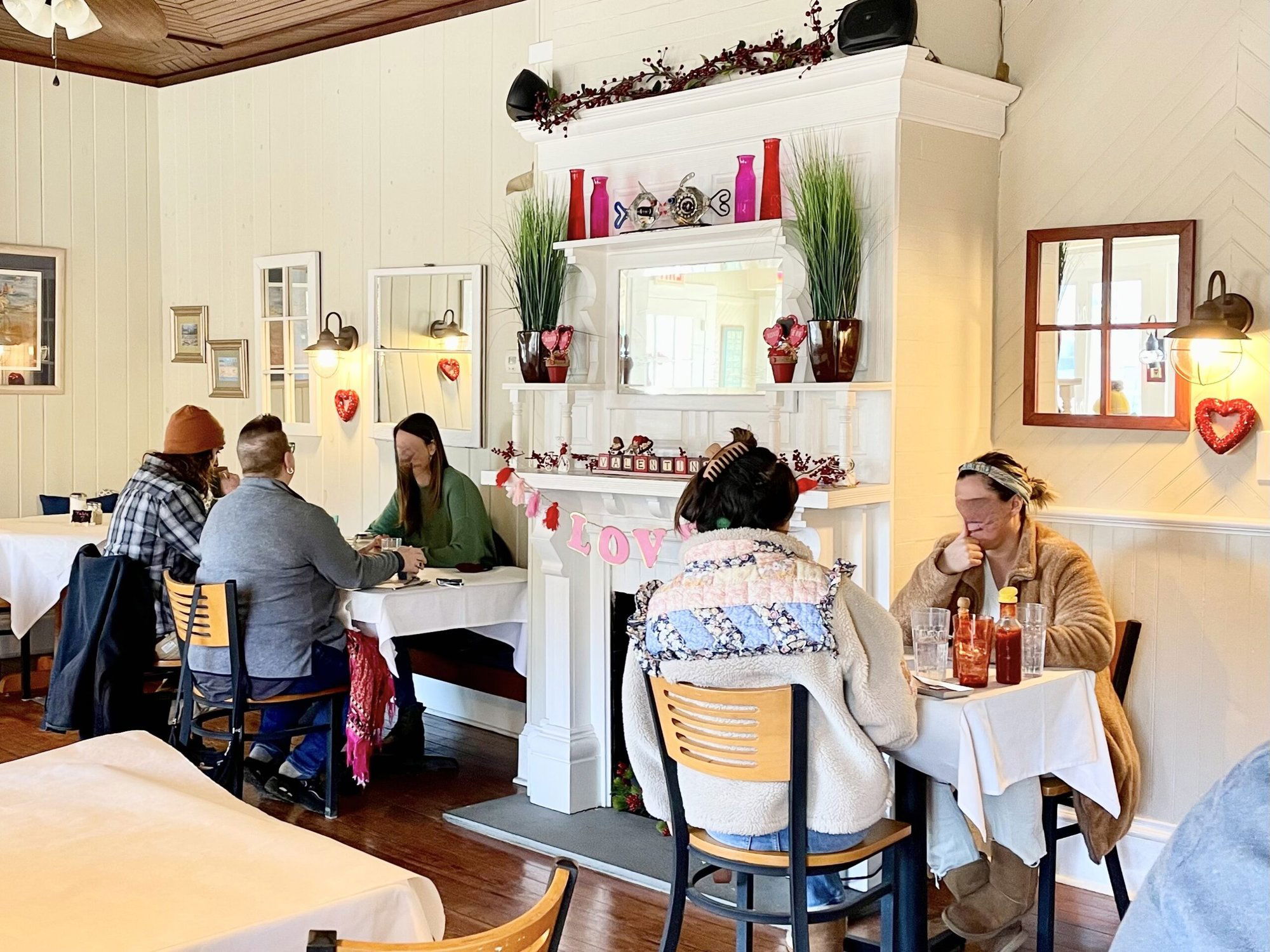 Dune Grass Cafe, Restaurant in Bay Head