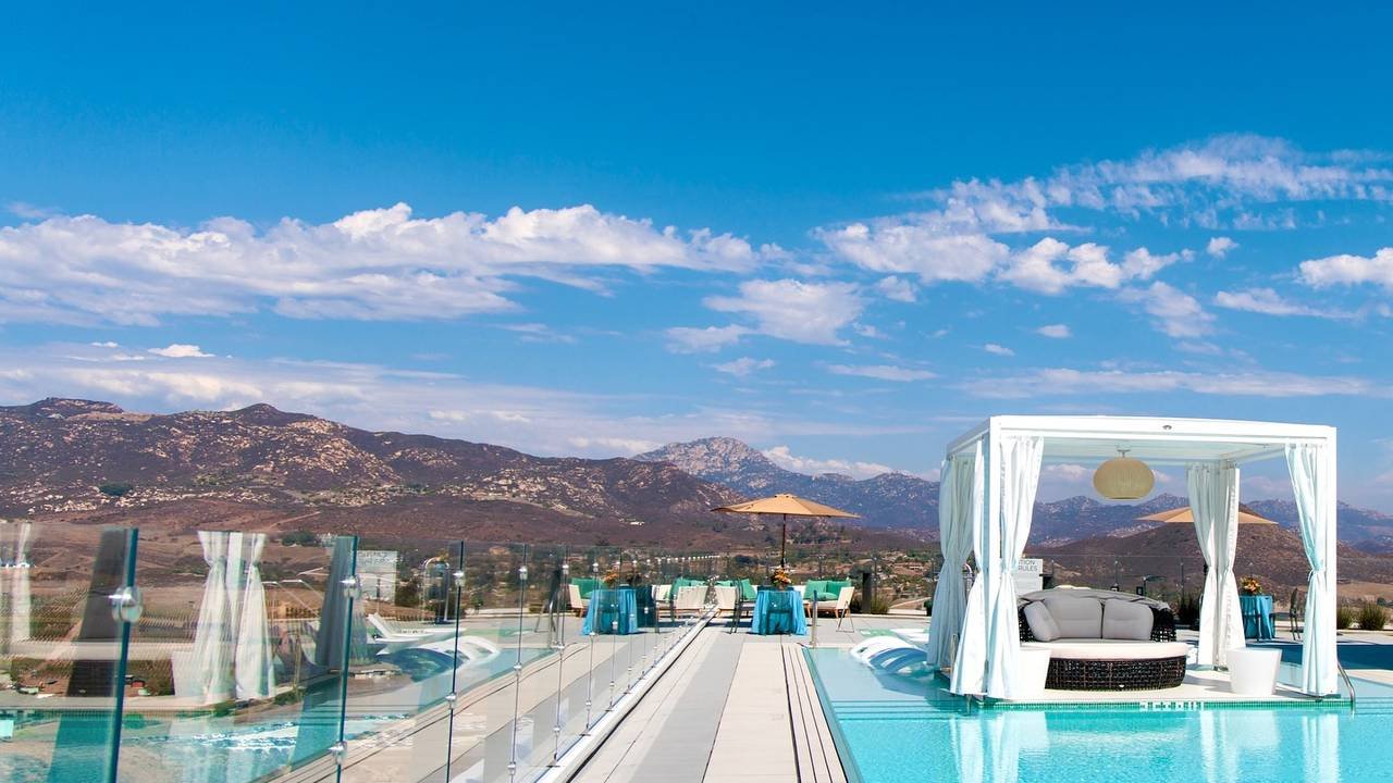 Starlite Pool restaurant in Jamul, United States