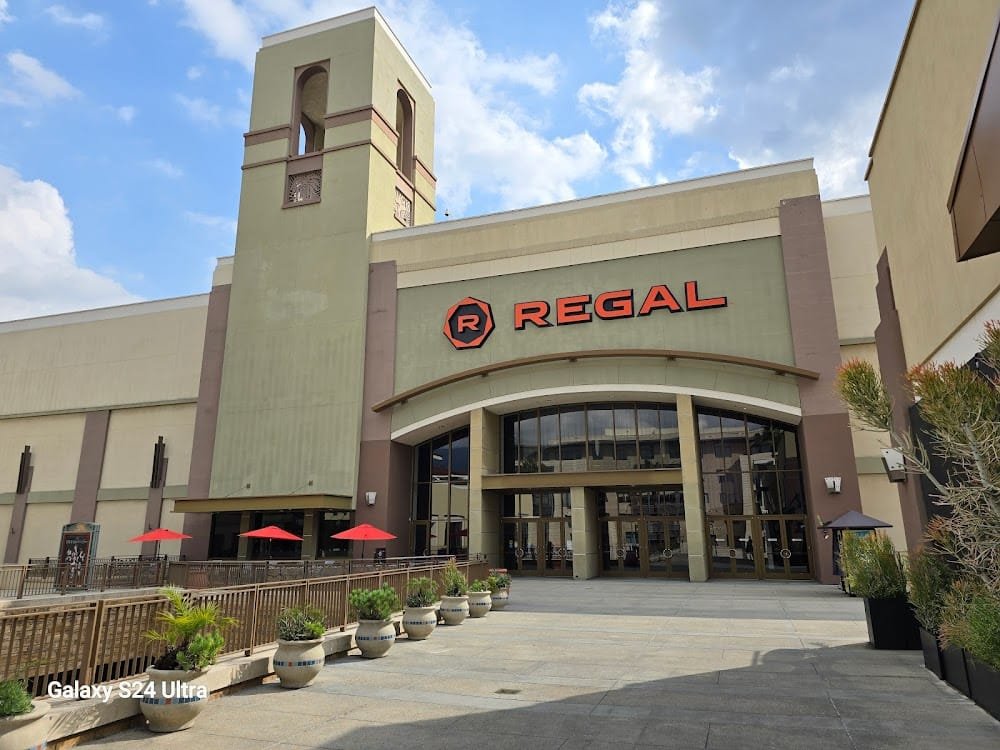Regal Paseo restaurant in Pasadena, United States