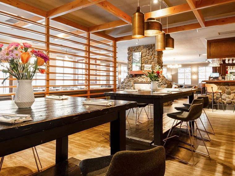 Table Food + Drink, Canmore, Canada