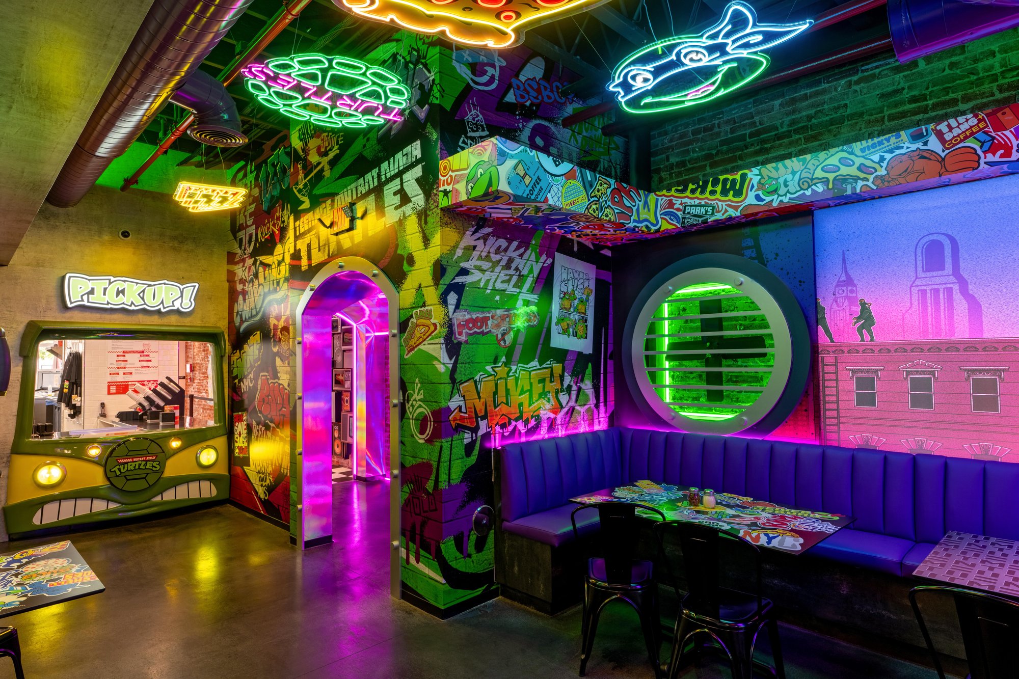 Teenage Mutant Ninja Turtles Pizzeria, Restaurant in Santa Monica