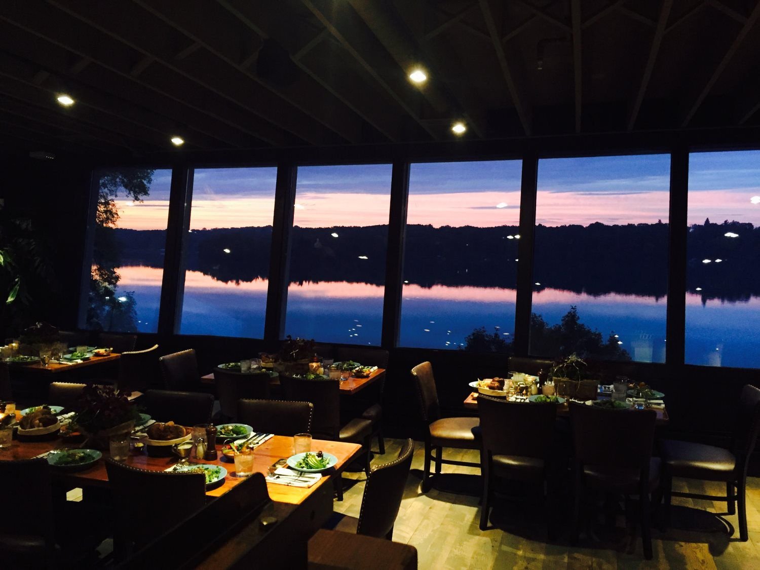 Birch's on the Lake Brewhouse & Supperclub, Restaurant in Long Lake