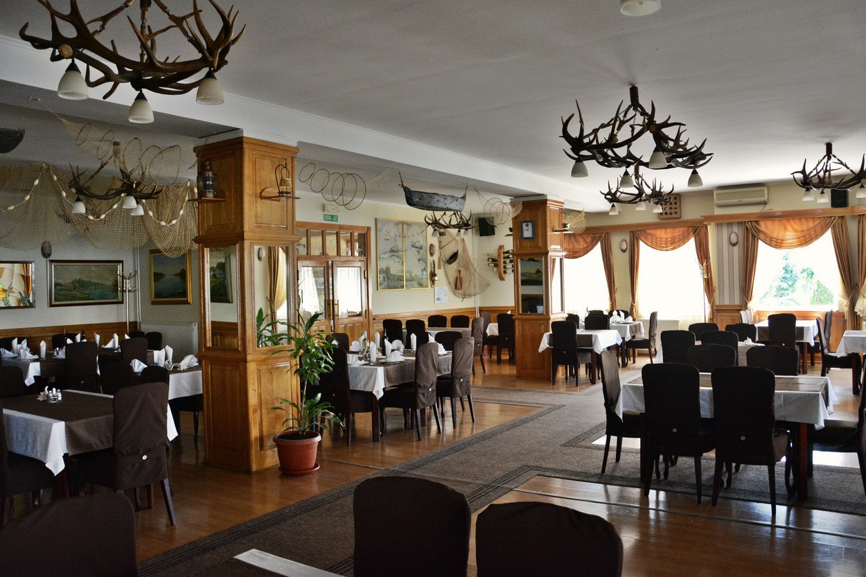 ČARDA ZLATNA KRUNA restaurant in Apatin, Serbia
