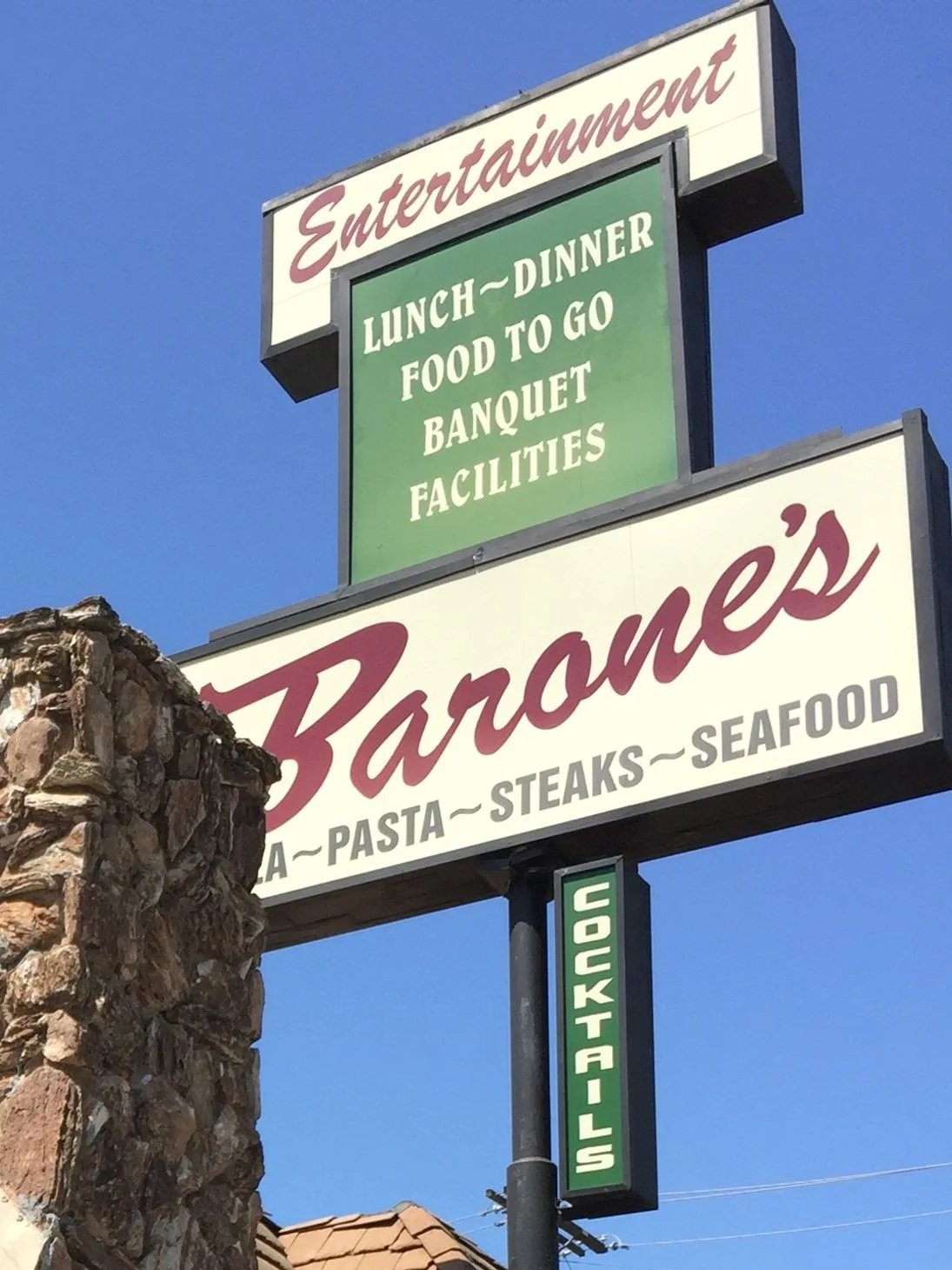 Barone's Famous Italian, Restaurant in Los Angeles