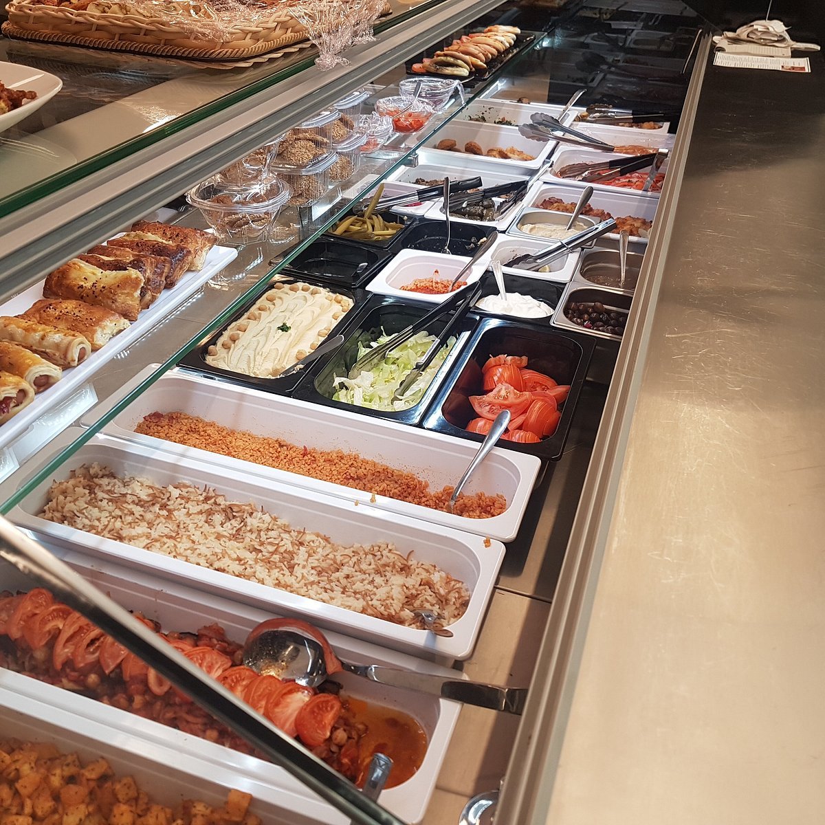 24-hour self-service snack area