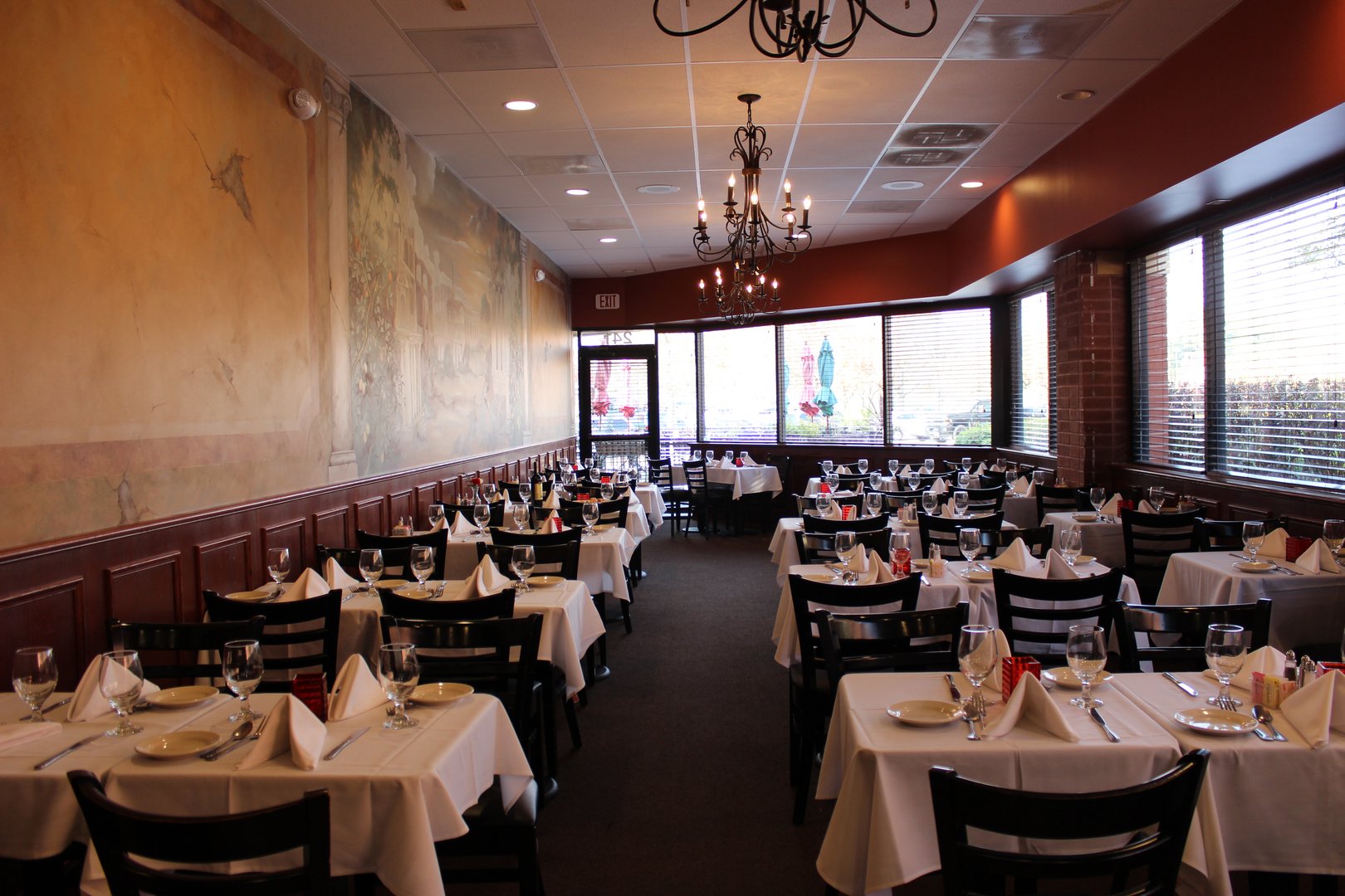 Il Porto restaurant in Frederick, United States