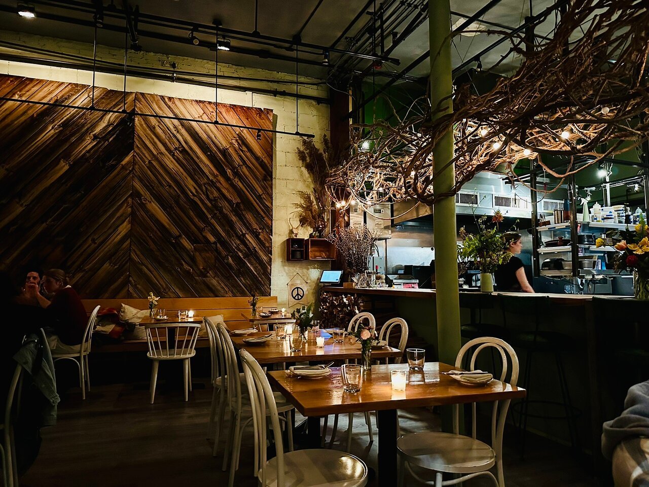 Field & Vine, Plano, United States
