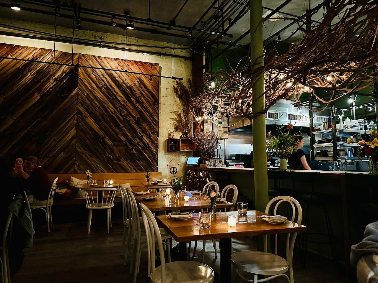 Field & Vine, Restaurant in Plano