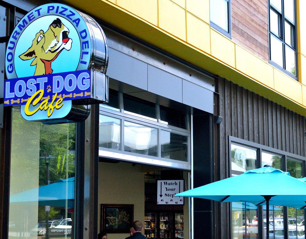 Lost Dog Cafe restaurant in Arlington, United States