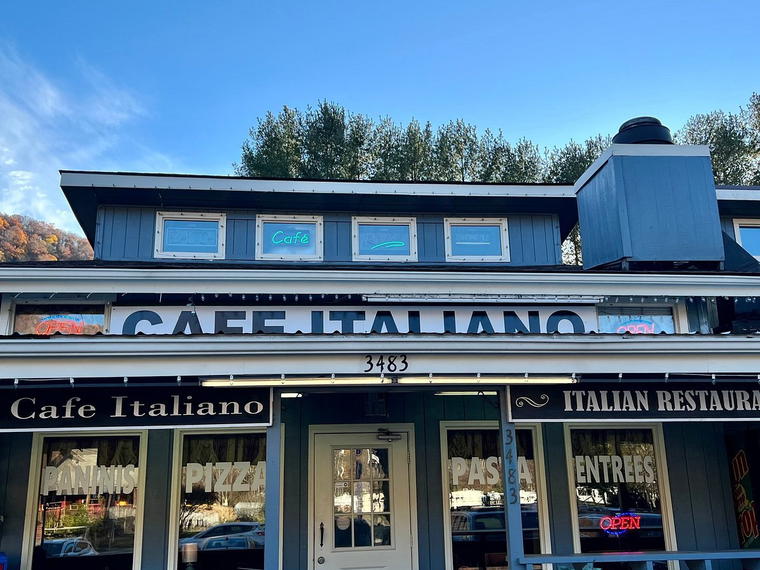 Cafeteria, Maggie Valley, United States