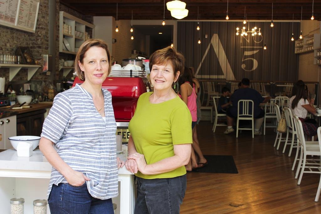 Atlantic No. 5 restaurant in Louisville, United States