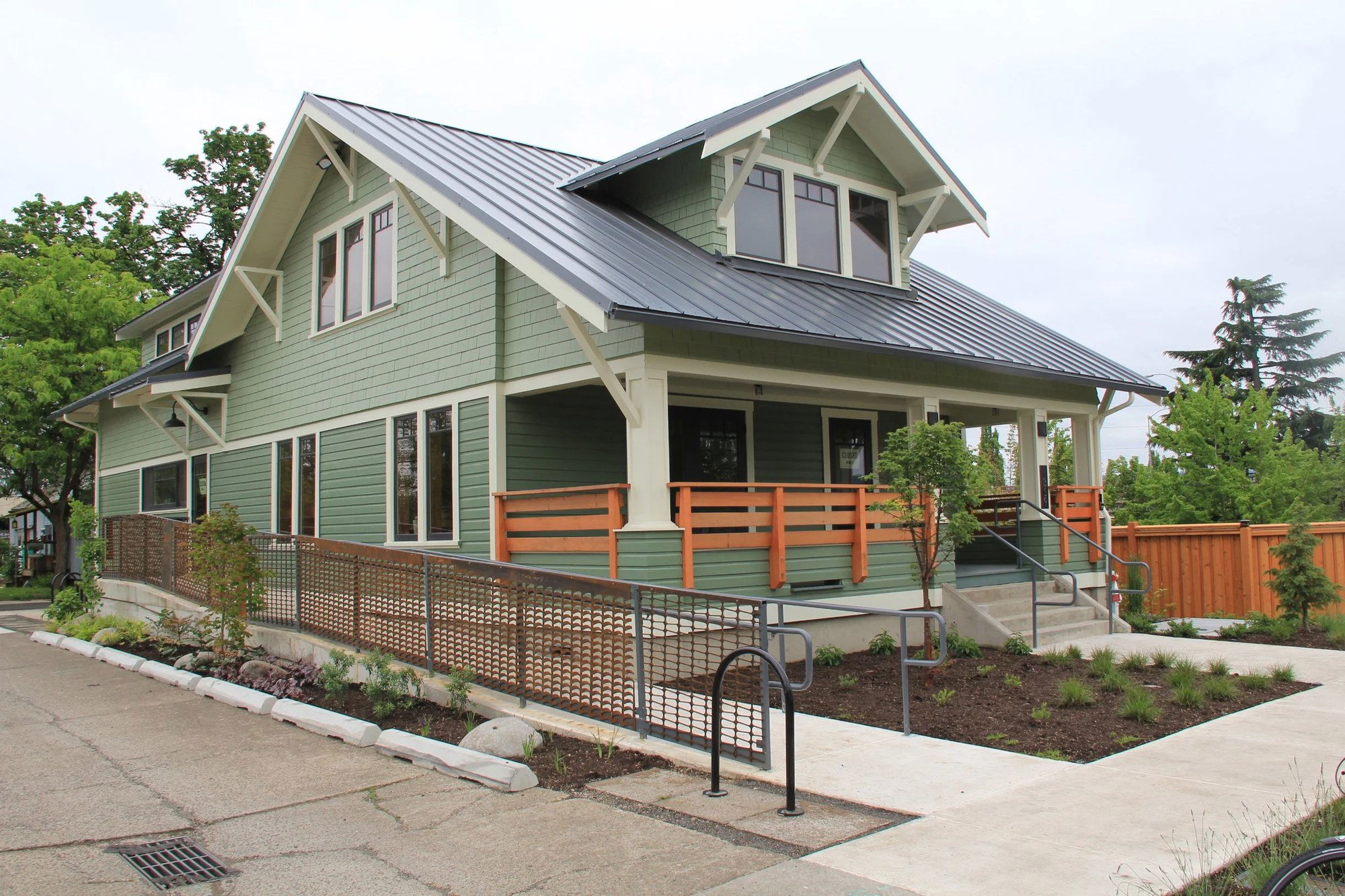 Akira, Restaurant in Eugene