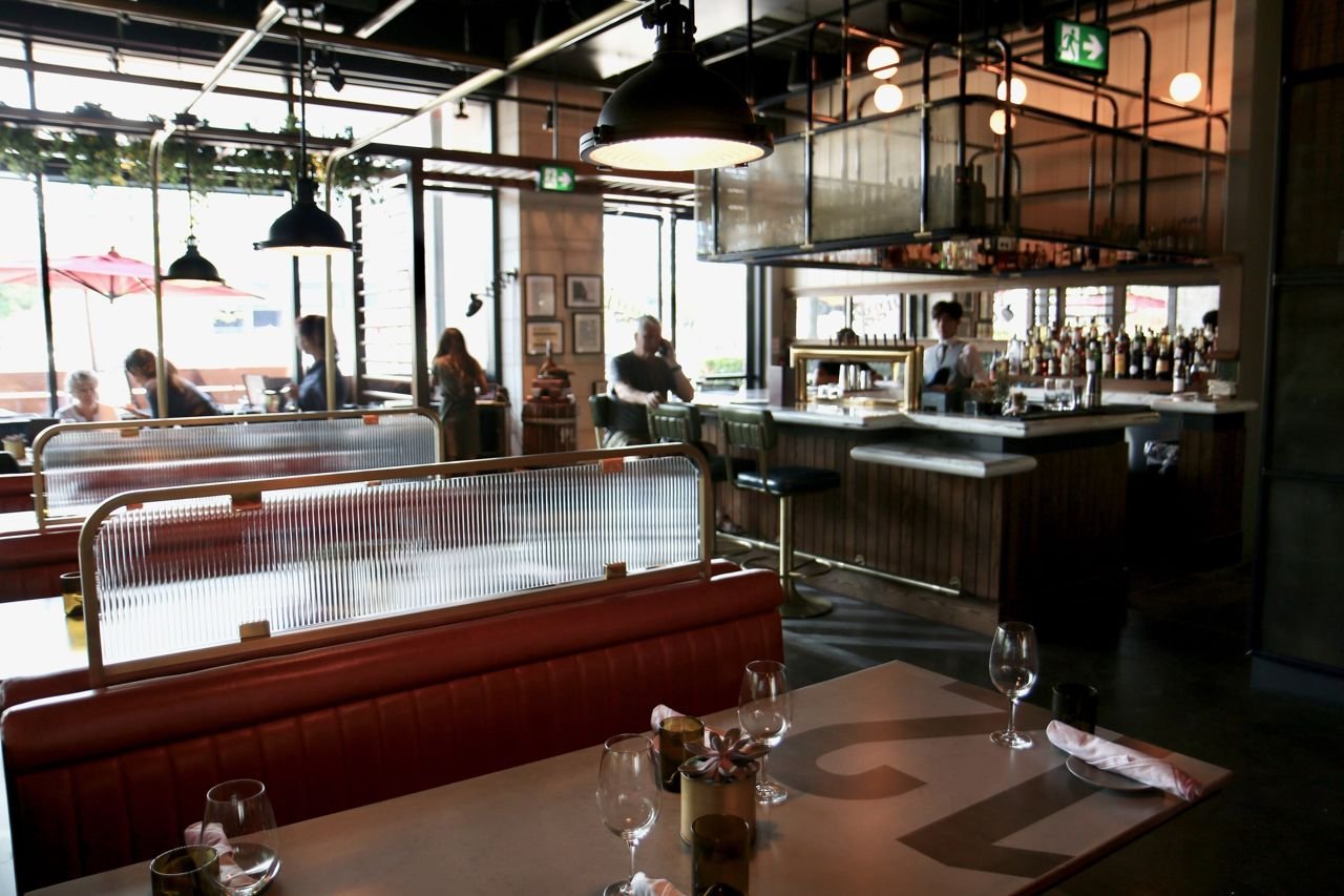 Parcheggio, Restaurant in North York