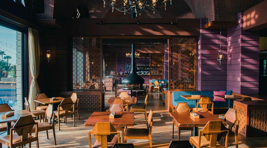 The Lounge on the Water, Restaurant in Fukuoka
