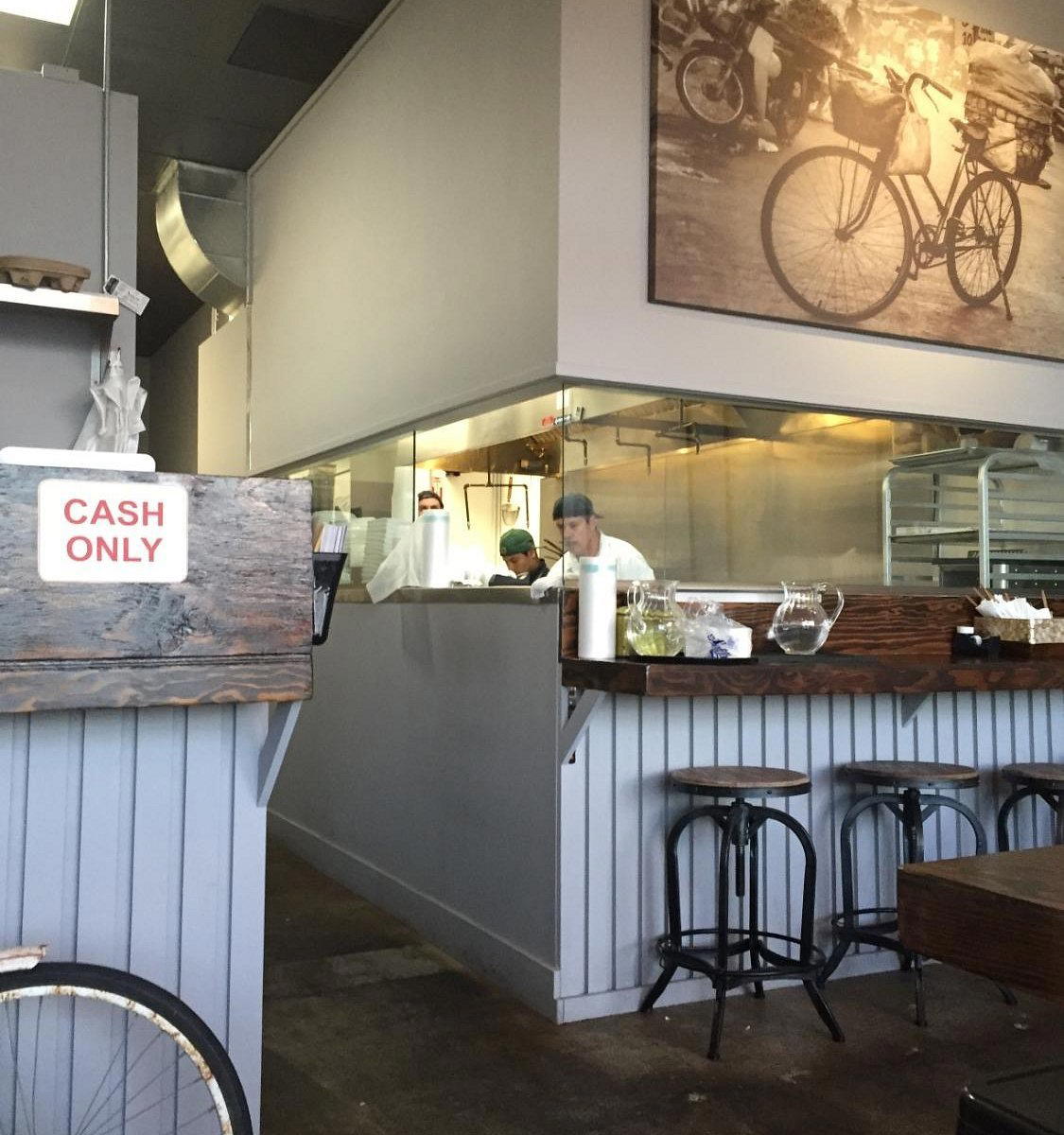Feu restaurant in Studio City, United States