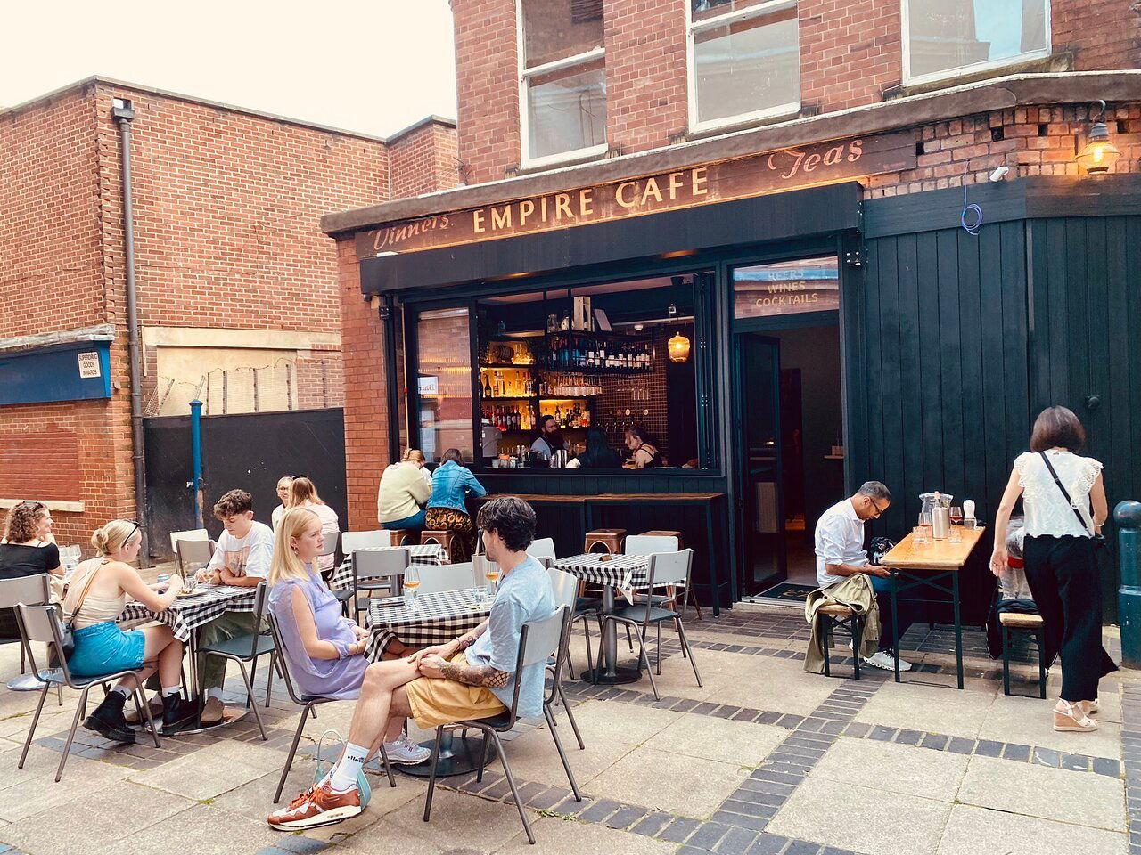 The Empire Cafe, Restaurant in Leeds