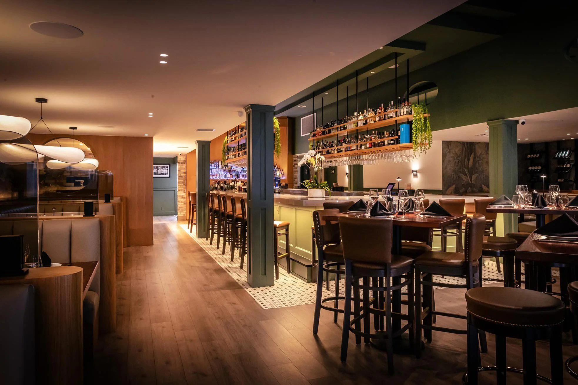 Sunness Supper Club restaurant in Fort Lauderdale, United States