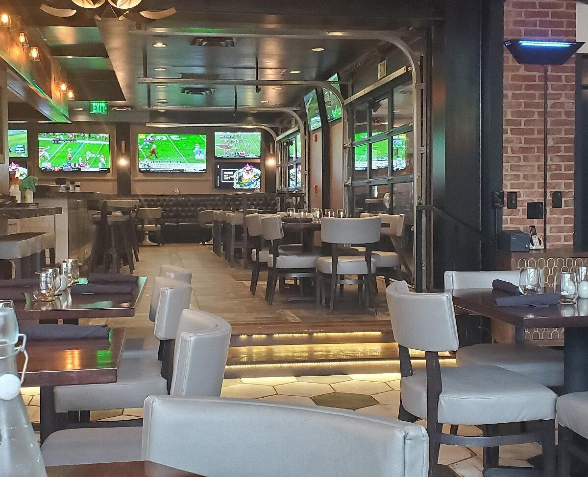 NEST Kitchen & Taphouse