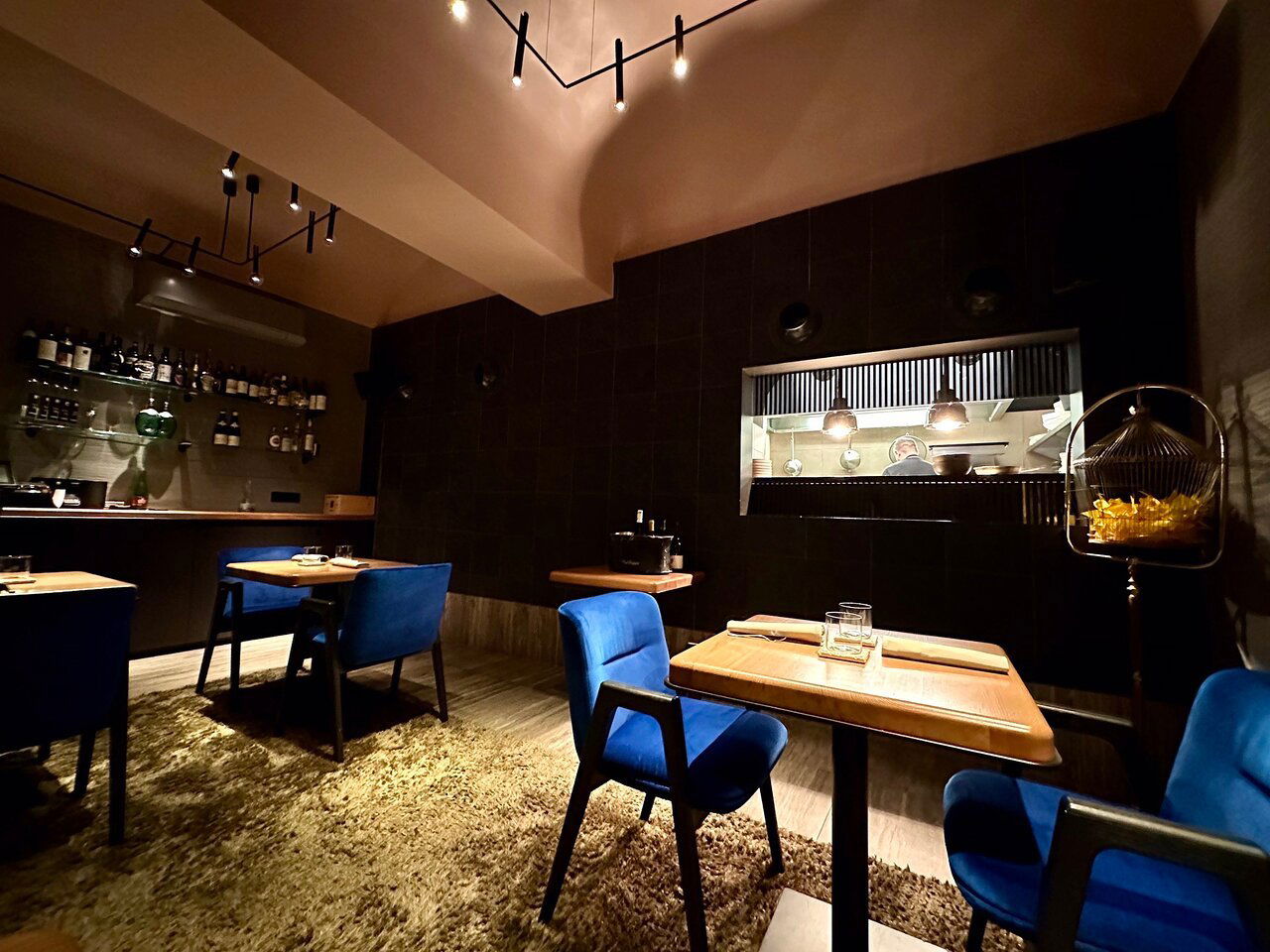 Esszimmer by Alexander Kumptner, Restaurant in Vienna