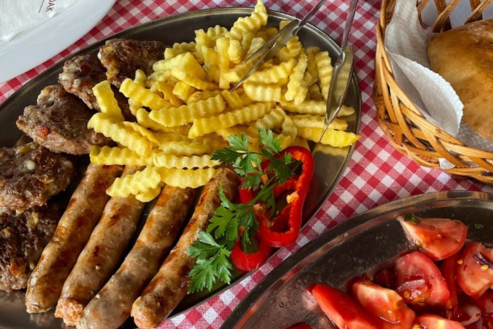 Краљев Чардак restaurant in Pirot
