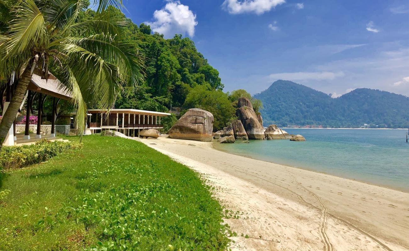 Royal Bay Beach Club