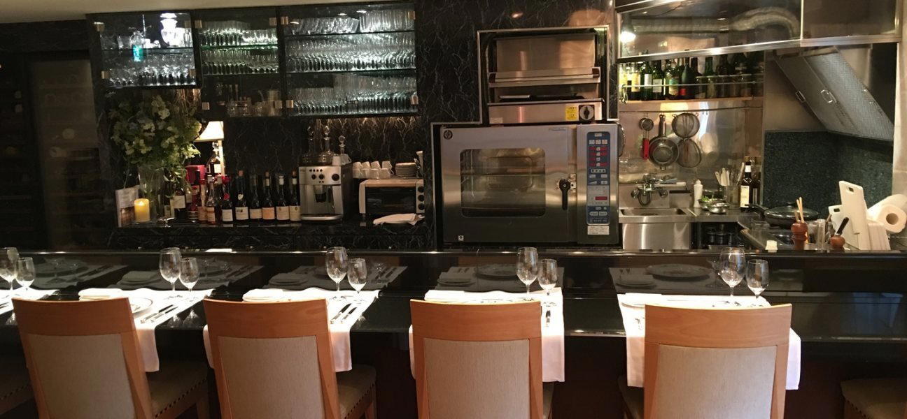 カーエム restaurant in Tokyo, Japan