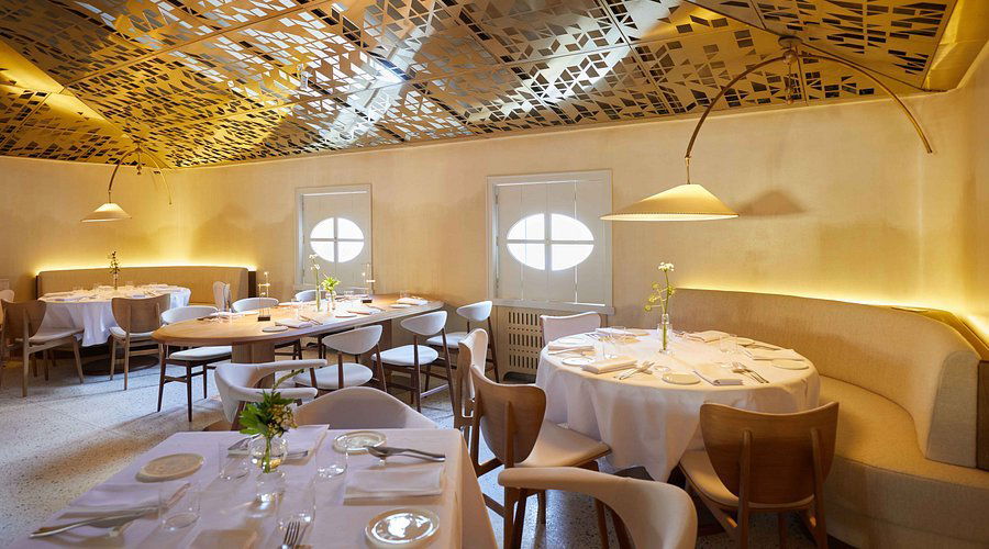 Artest, Restaurant in Moscow
